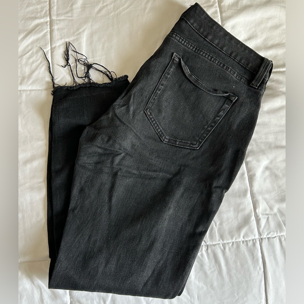Black distressed jeans
